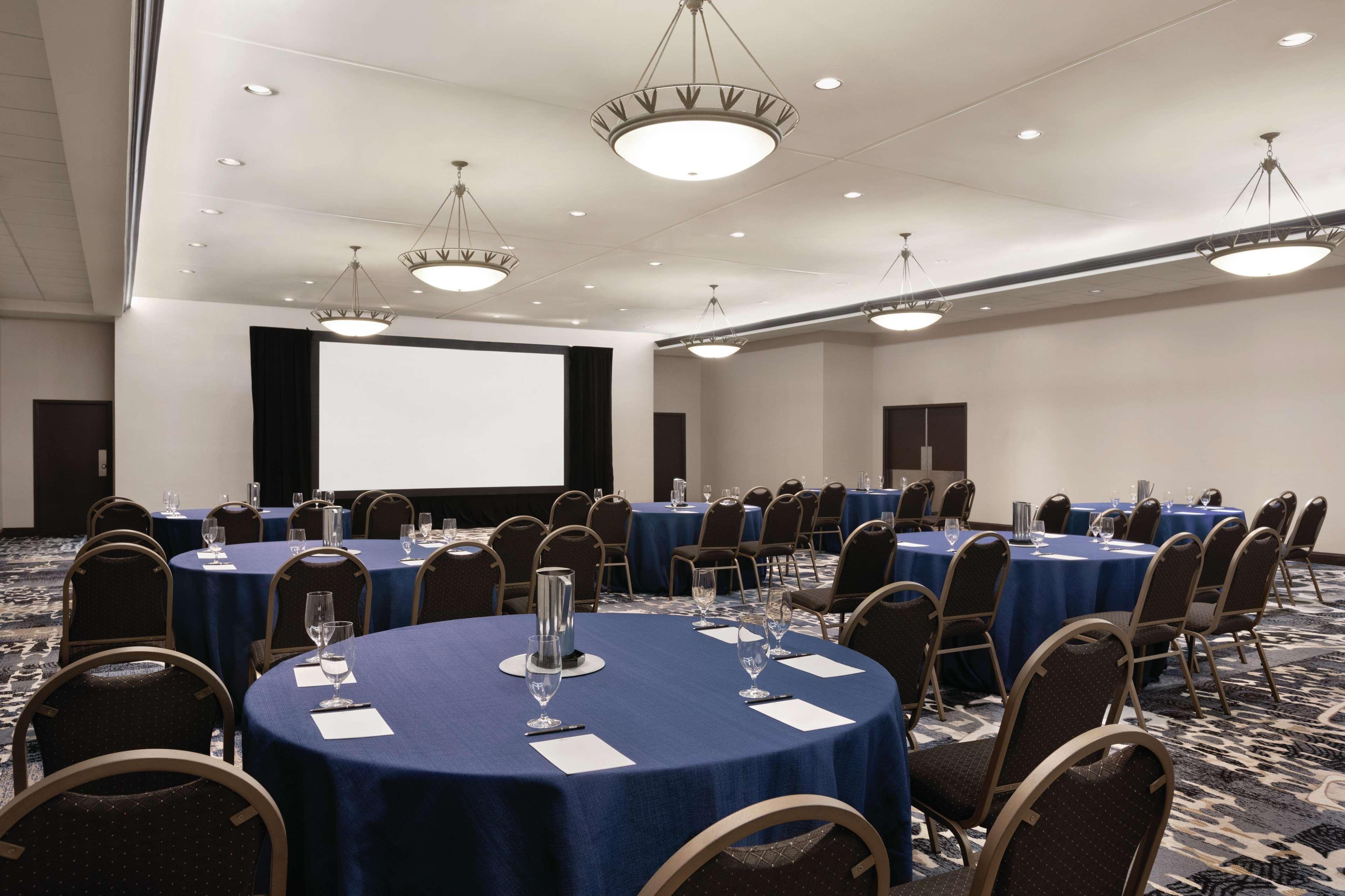 Hilton Executive Park Hotel 4*
