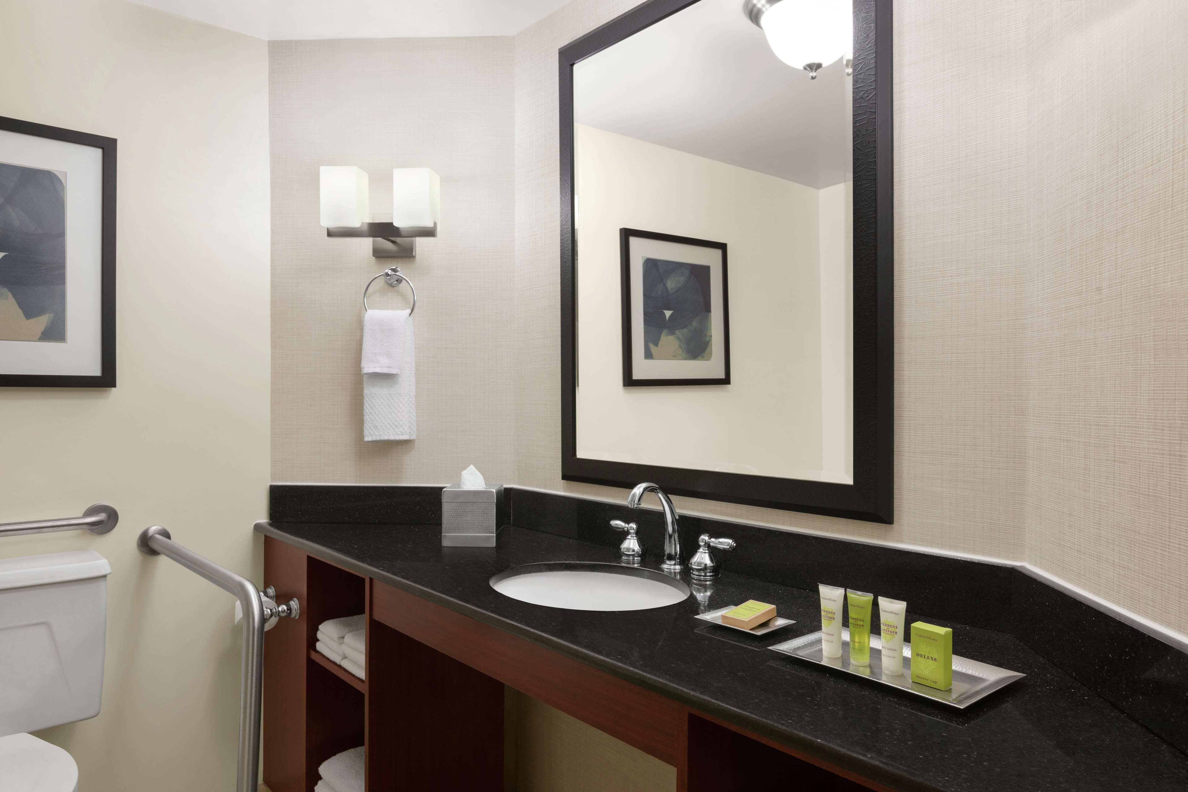 Hilton Executive Park