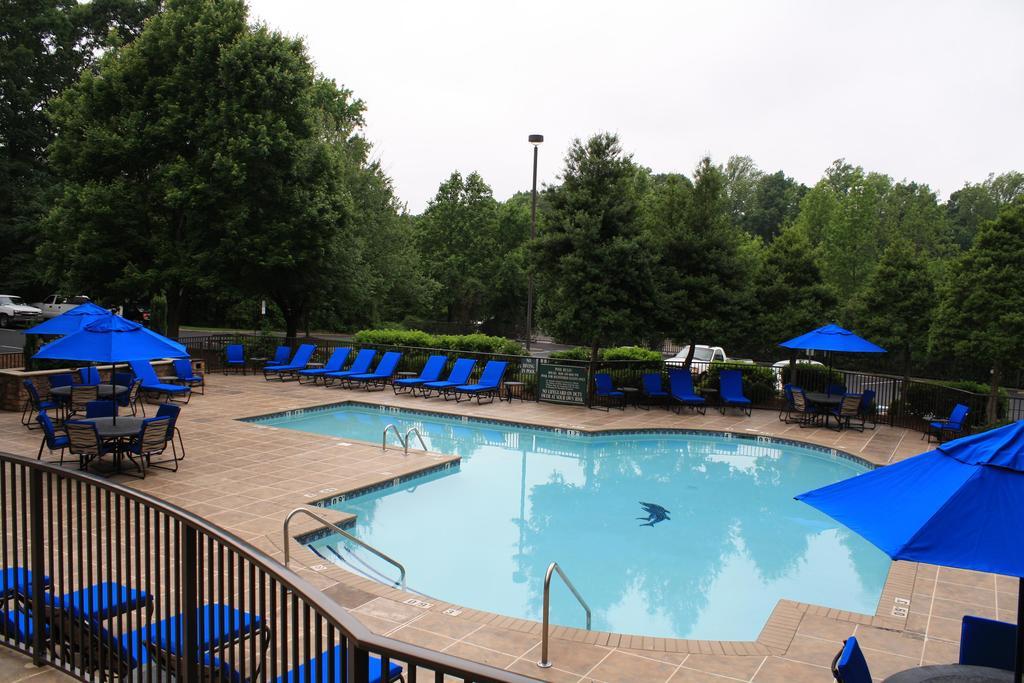 Hilton Executive Park Hotel