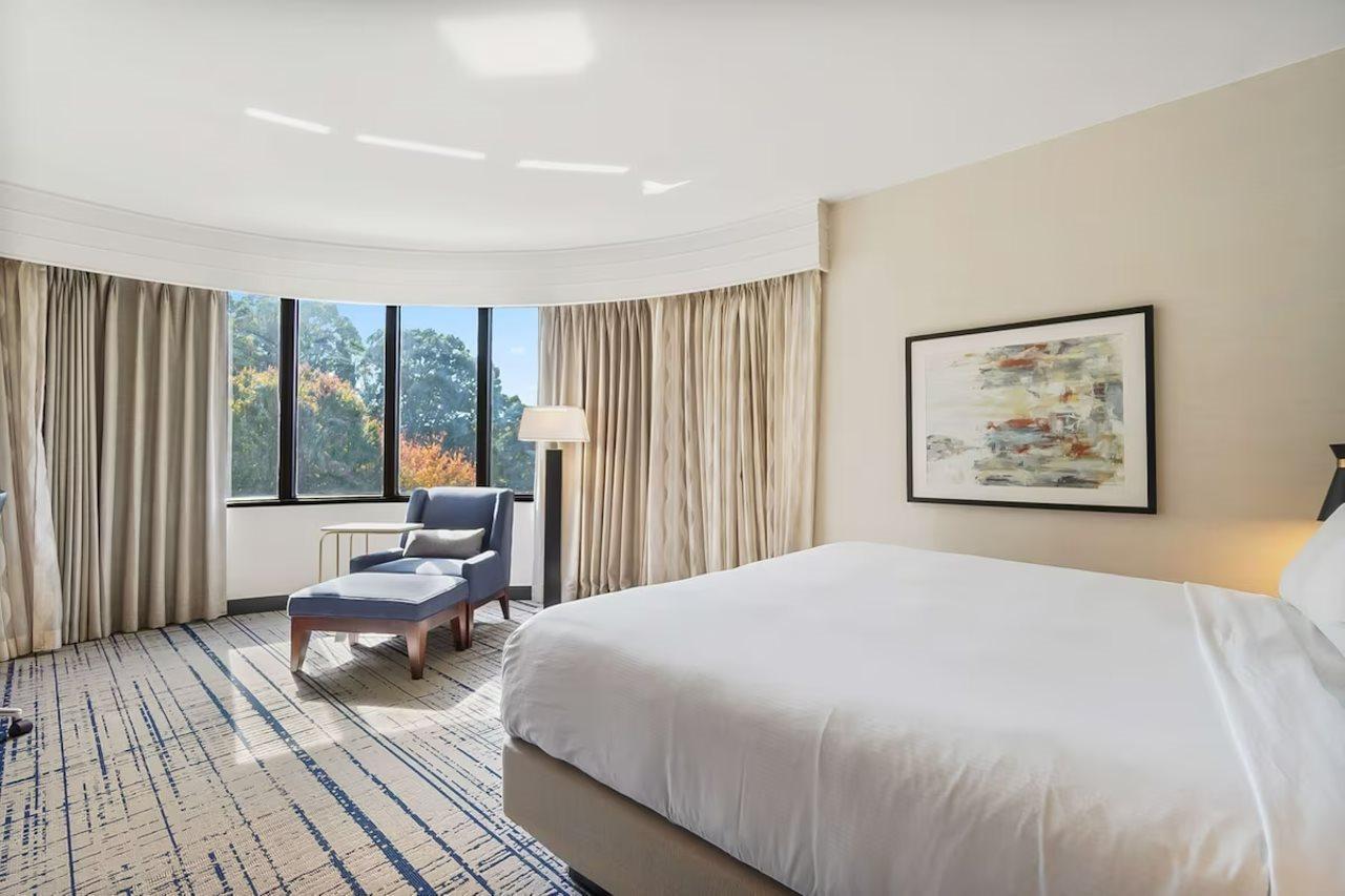 Hilton Executive Park Hotel